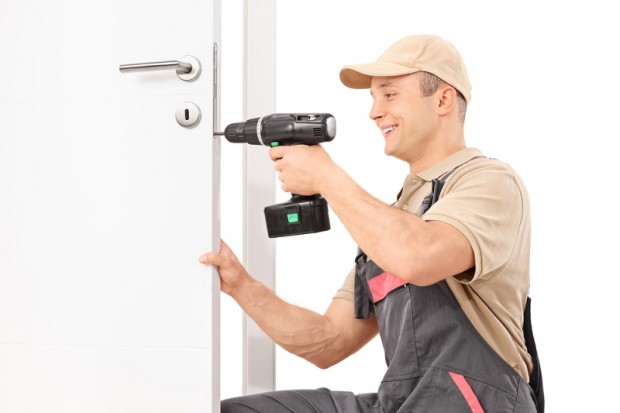  Professional locksmiths offer 4 advantages