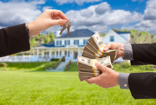 Analyzing the Advantages and Drawbacks of Selling Your House for Cash